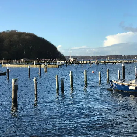 Strandblick Mit Strandkorb & Fahrraedern Daire Glücksburg