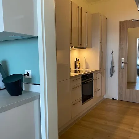 Strandblick Mit Strandkorb & Fahrraedern * Glücksburg